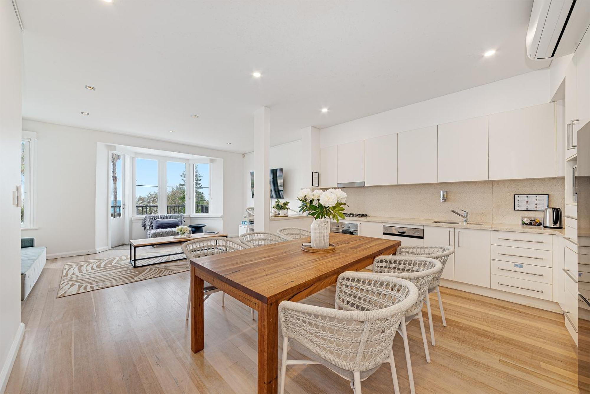 Bondi Beach Hazel Unit 1 - Beach View With Balcony And 2 Bedrooms Сидней Экстерьер фото